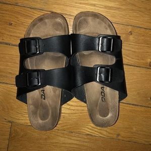 Black sandals size 6 1/2